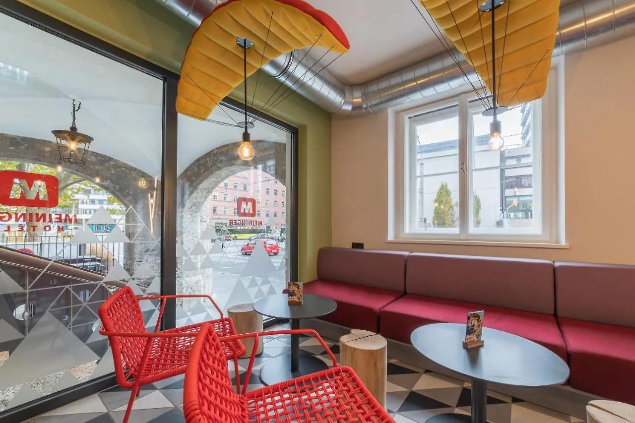Meininger Hotel Innsbruck Zentrum 3*,